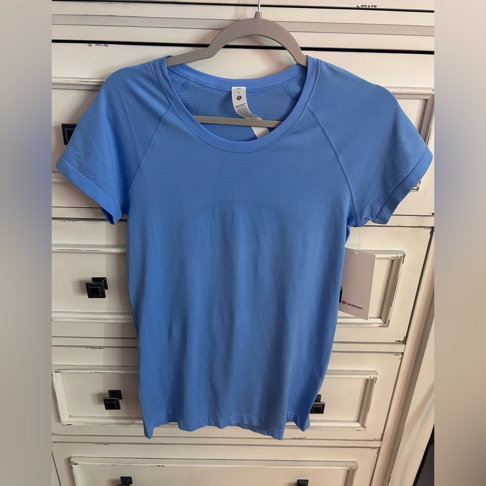 Lululemon Swiftly Short Sleeve 2.0 size 8 NWT